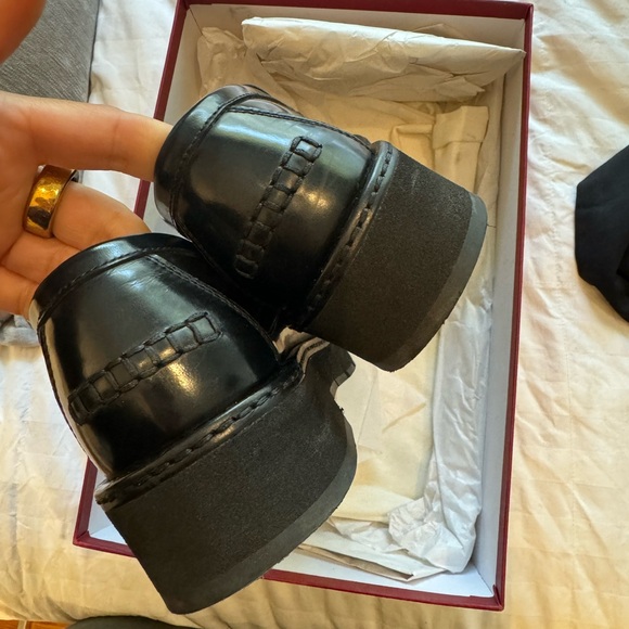 Ferragamo Gancini Loafers - Picture 4 of 8